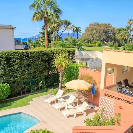 Villa Cynthia - Piscine&plage - Palais Congrès